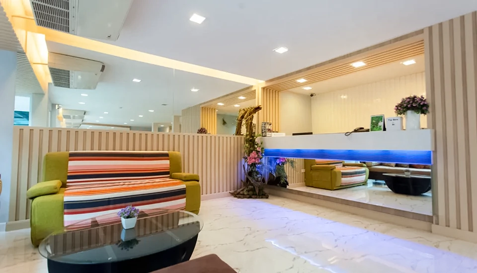 هتل نانترا پلوئنشیت بانکوک